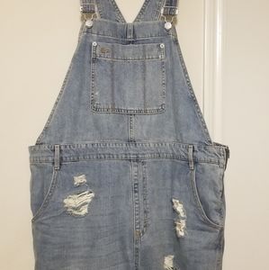 Gap short overalls